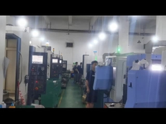 dengan aksesoris mesin CNC untuk memutar